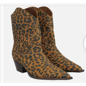 Schutz Tessie Boots Mid Heeled Nubuck Animal Print NEW 7.5B